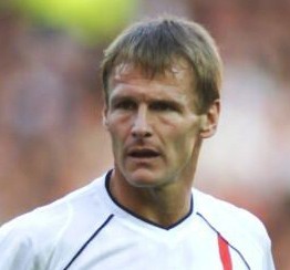 	Teddy Sheringham 	